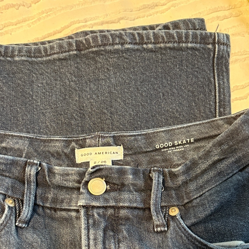 Good American Good Skate Wideleg Women's Jeans - Picture 2 of 10